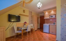 Rozmann Family Panzió&Apartmanhaz